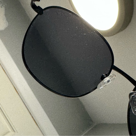 Quay Australia JEZABELL Polarized excellent condition - Picture 9 of 13